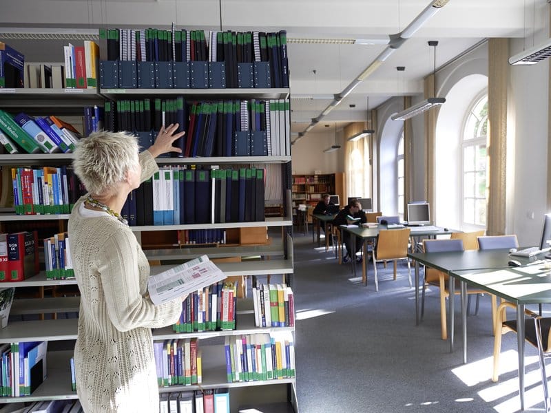 Bibliothek geöffnet während Renovierungsphase in den Sommersemesterferien